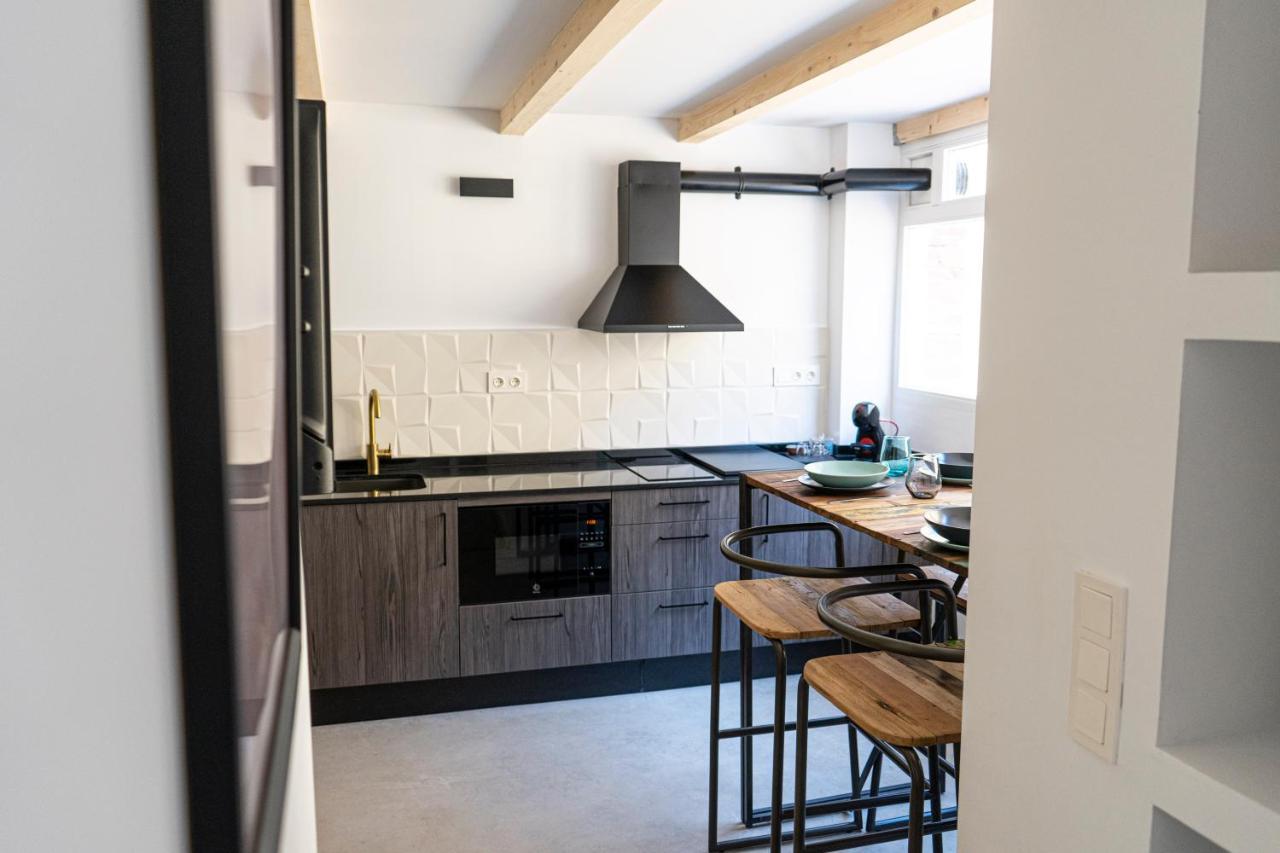 Apartamentos Bocairenthomes, En Pleno Centro De Bocairent, Con Pequena Piscina Y Parking Privado Zewnętrze zdjęcie