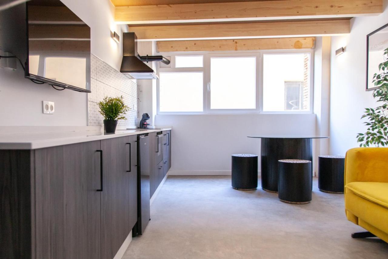 Apartamentos Bocairenthomes, En Pleno Centro De Bocairent, Con Pequena Piscina Y Parking Privado Zewnętrze zdjęcie