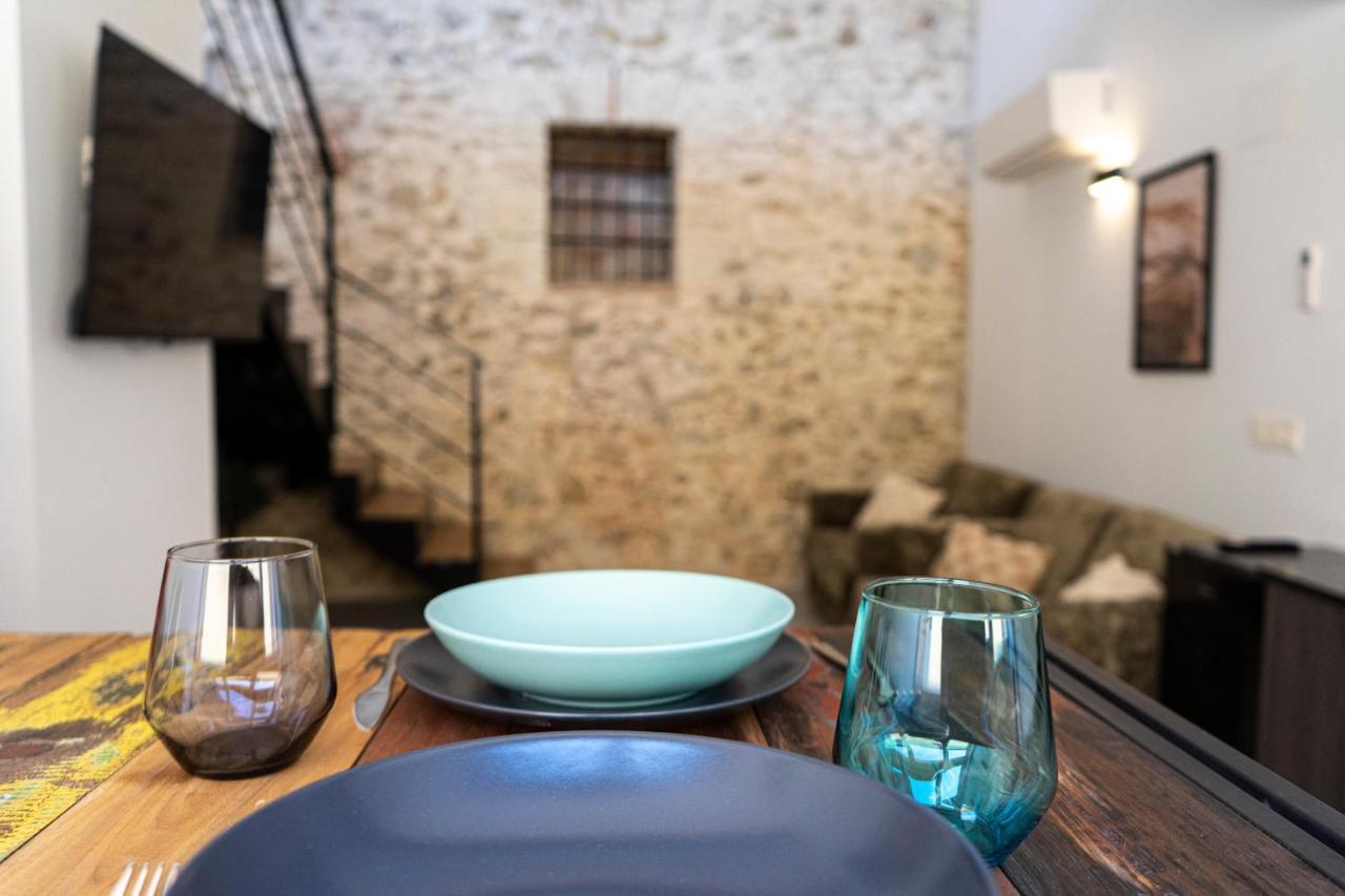 Apartamentos Bocairenthomes, En Pleno Centro De Bocairent, Con Pequena Piscina Y Parking Privado Zewnętrze zdjęcie