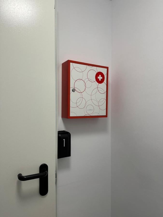 Apartamentos Bocairenthomes, En Pleno Centro De Bocairent, Con Pequena Piscina Y Parking Privado Zewnętrze zdjęcie