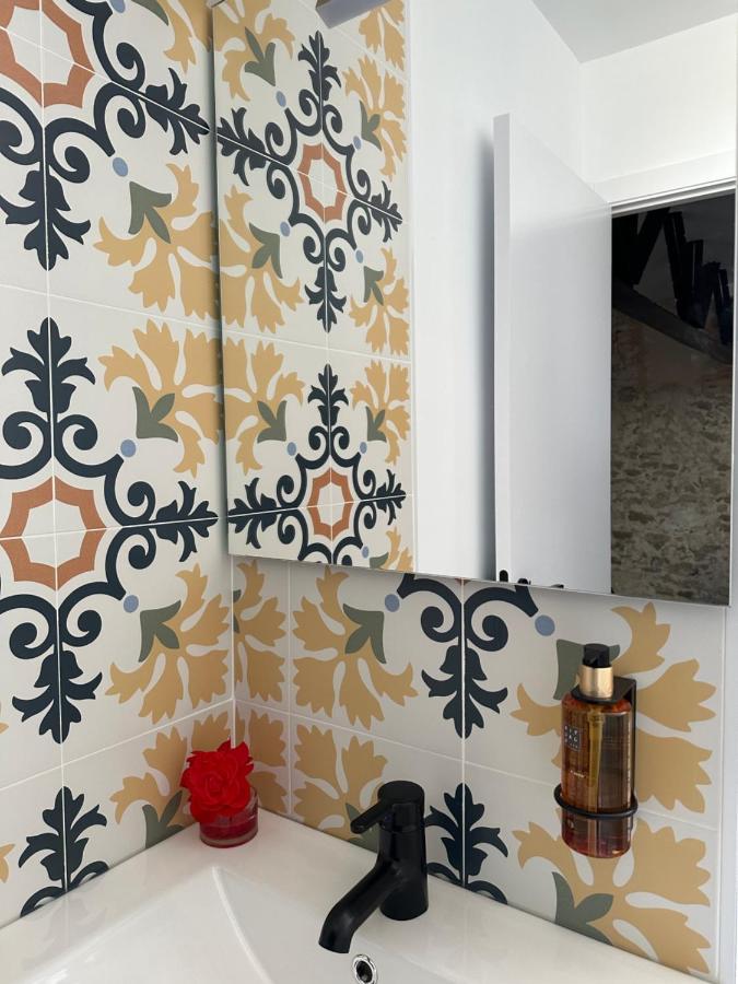 Apartamentos Bocairenthomes, En Pleno Centro De Bocairent, Con Pequena Piscina Y Parking Privado Zewnętrze zdjęcie