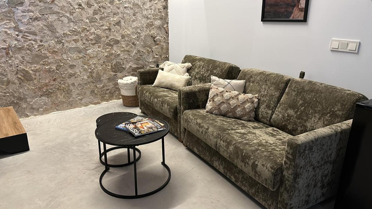 Apartamentos Bocairenthomes, En Pleno Centro De Bocairent, Con Pequena Piscina Y Parking Privado Zewnętrze zdjęcie