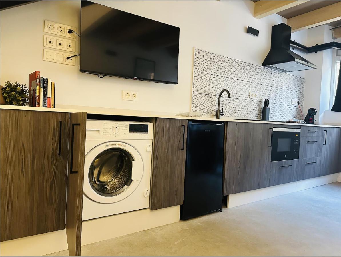 Apartamentos Bocairenthomes, En Pleno Centro De Bocairent, Con Pequena Piscina Y Parking Privado Zewnętrze zdjęcie
